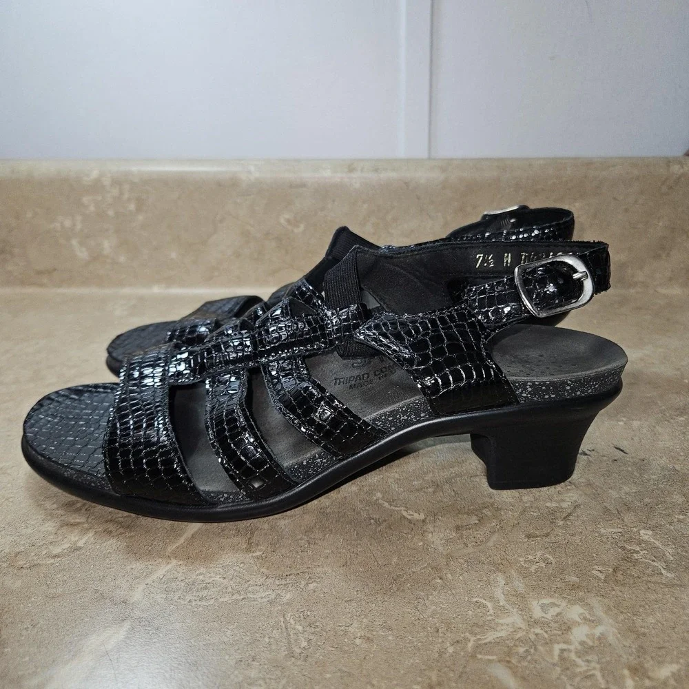 SAS Tripad Comfort Sandals Women SZ 7.5 N Black Croc Patent Slingback USA Classy